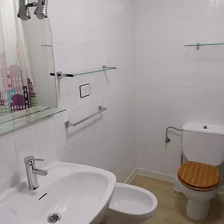 Apart Apartment *